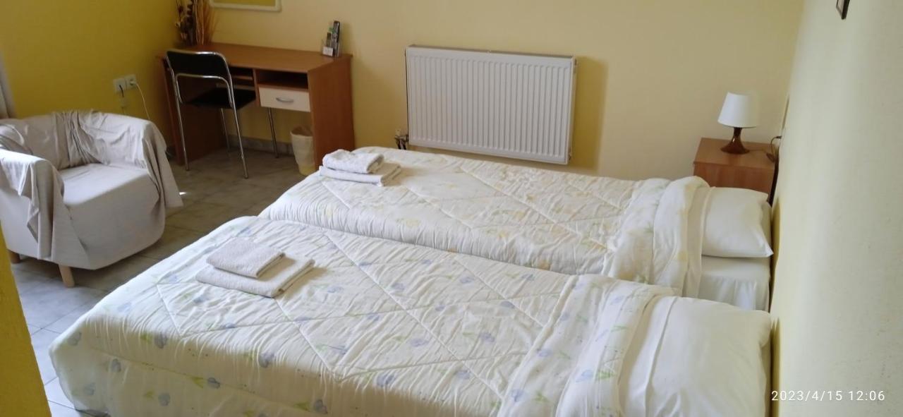 Hotel Konstantina Rodópoli Kültér fotó